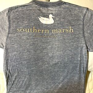 Boys Southern Marsh Short Sleeve Bluish-Gray Tee-Shirt. Used. Size Large.